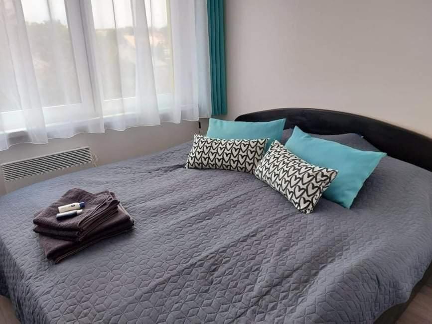 Kiss Apartman Juventus Балатонфёльдвар Экстерьер фото